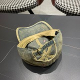 Louis Vuitton Retro Embroidered Logo Duck Tongue Hat Couple Versatile Baseball Hat