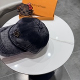 Louis Vuitton Fashion Retro Versatile Duck Tongue Hat Couple Baseball Hat