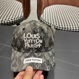 Louis Vuitton Retro Embroidered Logo Cowboy Baseball Hat Couple's Versatile Duck Tongue Hat
