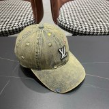 Louis Vuitton Retro Embroidered Logo Duck Tongue Hat Couple Versatile Baseball Hat