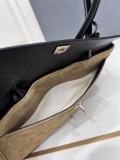 Chanel Fashion Versatile Leather Tote Handbag Crossbody Bag Size: 29 x 16 x 12 CM