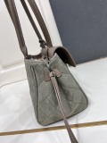Chanel Fashion Versatile Leather Tote Handbag Crossbody Bag Size: 29 x 16 x 12 CM