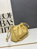 Loewe Fashion Versatile Cloud Bag Sheepskin Handbag Crossbody Bag Size: 32 x 20 x 10 CM