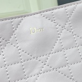 Dior Classic Checkered Leather Crossbody Bag Shoulder Bag Size: 25 x 21 x 6.5CM