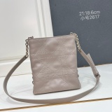 Dior Classic Checkered Leather Crossbody Bag Shoulder Bag Size: 21 x 18 x 6.5CM