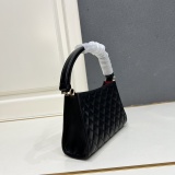 Chanel New Classic Versatile Underarm Bag Handbag Size: 14 x 22.5 x 7.5CM