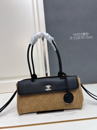 Chanel Fashion Versatile Leather Tote Handbag Crossbody Bag Size: 29 x 16 x 12 CM
