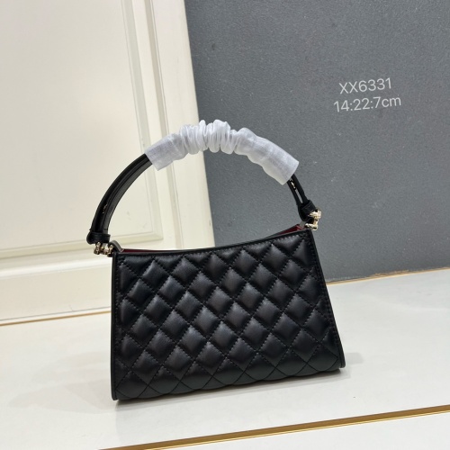 Chanel New Classic Versatile Underarm Bag Handbag Size: 14 x 22.5 x 7.5CM