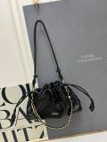 Loewe Fashion Versatile Cloud Bag Sheepskin Handbag Crossbody Bag Size: 32 x 20 x 10 CM