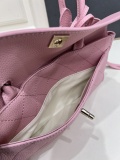 Chanel Fashion Versatile Leather Tote Handbag Crossbody Bag Size: 29 x 16 x 12 CM