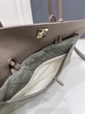 Chanel Fashion Versatile Leather Tote Handbag Crossbody Bag Size: 29 x 16 x 12 CM