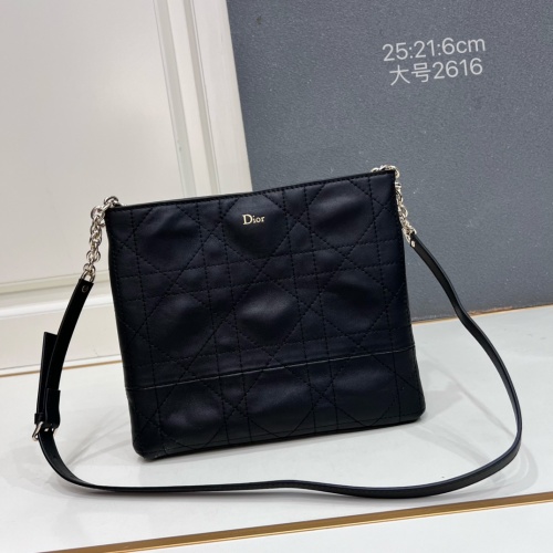 Dior Classic Checkered Leather Crossbody Bag Shoulder Bag Size: 25 x 21 x 6.5CM