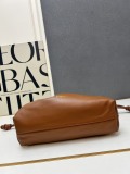 Loewe Fashion Versatile Cloud Bag Sheepskin Handbag Crossbody Bag Size: 32 x 20 x 10 CM