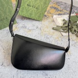 Gucci Fashion Versatile Asymmetric Flip Underarm Bag Handbag Size: 26.5 x 17 x 8 CM