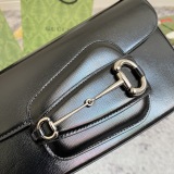 Gucci Fashion Versatile Asymmetric Flip Underarm Bag Handbag Size: 26.5 x 17 x 8 CM