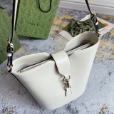 Gucci Classic Versatile Bucket Bag Crossbody Bag Shoulder Bag Size: 25.5 x 28 x 16.5 CM