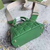 Gucci Classic GG Handbag Crossbody Bag Shoulder Bag Size: 19 x 13 x 10 CM