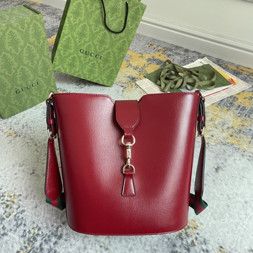 Gucci Classic Versatile Bucket Bag Crossbody Bag Shoulder Bag Size: 25.5 x 28 x 16.5 CM