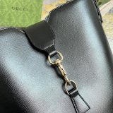 Gucci Classic Versatile Bucket Bag Crossbody Bag Shoulder Bag Size: 25.5 x 28 x 16.5 CM