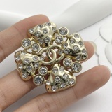 Chanel Fashion Versatile Clover Diamond Set Double C Smooth Hollow Brooch