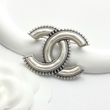Chanel Fashion Retro Versatile Enamel CC Brooch