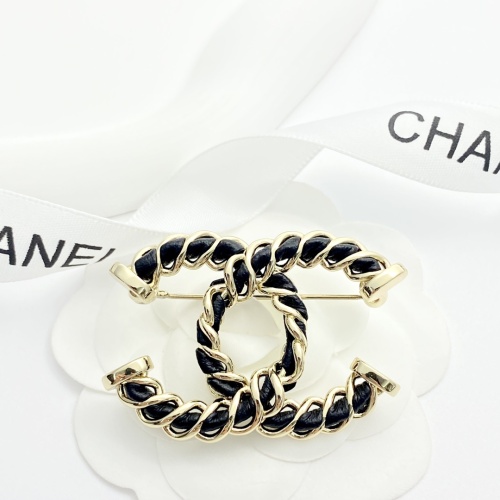 Chanel Retro Classic Retro Spiral CC Brooch