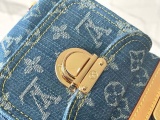 Louis Vuitton Retro Versatile Logo Printed Cowboy Handbag Underarm Bag Size: 30 x 10 x 19 CM