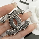 Chanel Fashion Retro Versatile Enamel CC Brooch