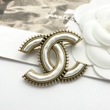Chanel Fashion Retro Versatile Enamel CC Brooch