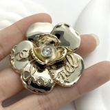 Chanel Fashion Versatile Camellia Jewel Brooch