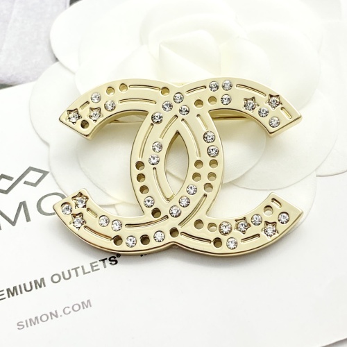 Chanel Classic Versatile CC Hollow Brooch