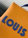 Louis Vuitton Fashion Logo Flip Shoulder Bag Crossbody Bag Size: 24 x 19 x 18 CM