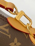 Louis Vuitton Mini Fashion Logo Printed Handbag Crossbody Bag Size: 13.8 x 8.3 x 4.7 CM