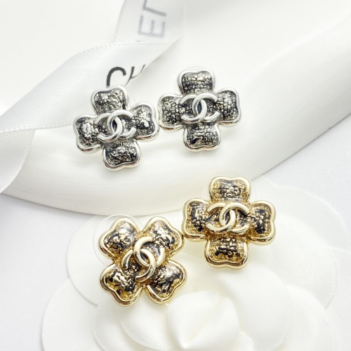 Chanel Fashion Versatile Lace Clover Earrings