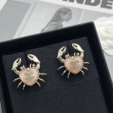 Chanel Fashion Versatile Crab Double C Earrings