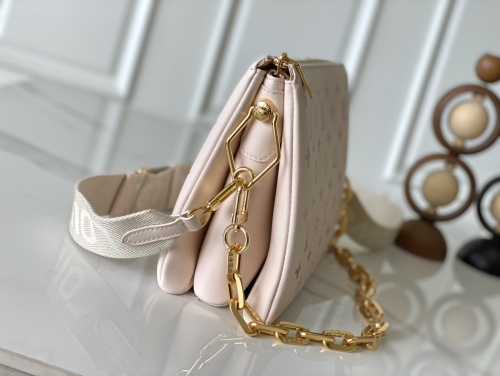 Louis Vuitton Fashion Logo Printed Chain Sheepskin Shoulder Bag Crossbody Bag Size: 26 x 20 x 12 CM