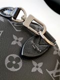 Louis Vuitton Classic Logo Printed Handbag Crossbody Bag Size: 21 x 17 x 30 CM