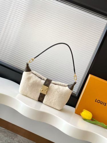 Louis Vuitton Classic Versatile Wool Handbag Size: 14.5 x 8 x 22 CM