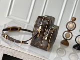 Louis Vuitton Retro Logo Camera Bag Crossbody Bag Size: 28 x 20 x 12 CM