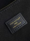 Louis Vuitton Fashion Versatile Flip Sliding Chain Shoulder Bag Crossbody Bag Size: 16 x 8 x 27 CM