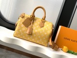 Louis Vuitton Fashion Versatile Logo Printed Leather Handbag Crossbody Bag Size: 32 x 22.5 x 18 CM