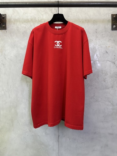 Chanel 26SS Classic Logo Print Destruction Round Neck T-shirt Unisex Casual Loose Short Sleeve