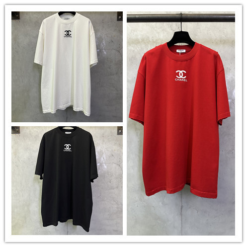 Chanel 26SS Classic Logo Print Destruction Round Neck T-shirt Unisex Casual Loose Short Sleeve