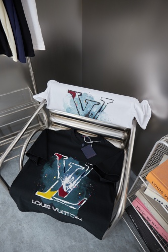 Louis Vuitton 26SS Fashion Inkjet Graffiti Toothbrush Embroidered Logo Short Sleeve Unisex Casual Versatile T-shirt