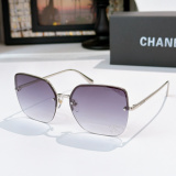 Chanel New Fashion Versatile Sunglasses Model: 5492-H Size: 62-16-145