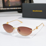 Balenciaga Fashion Versatile Sunglasses Model: BB0508S Size: 61-17-145