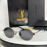 Yves Saint Laurent Fashion Personality Versatile Glasses Model: SL692