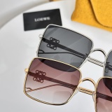 Loewe Fashion Versatile Square Frame Glasses Model: LW40106U Size: 59-17-145