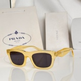 Prada Fashion Versatile Glasses Model: PRC06S Size: 52-22-140