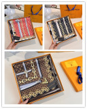 Louis Vuitton Classic Fashion Versatile Logo Chain Printed Silk Square Towel 90 x 90 CM